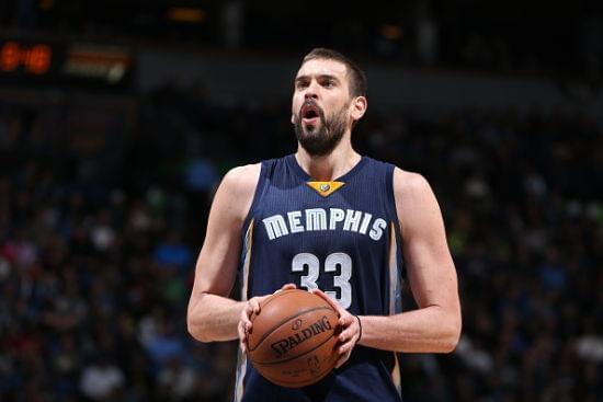 篮球篮网队内气氛紧张，管理层介入协调